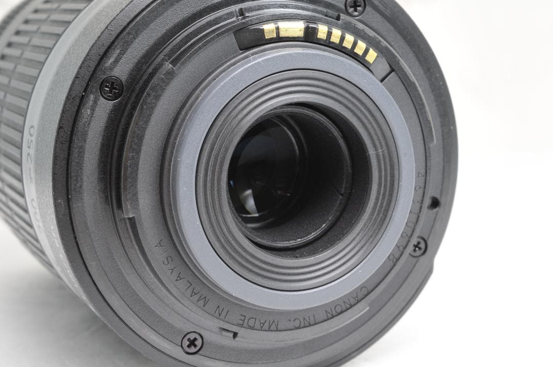 美品 Canon EF-S 55-250mm IS⭐️手ぶれ補正 望遠レンズ