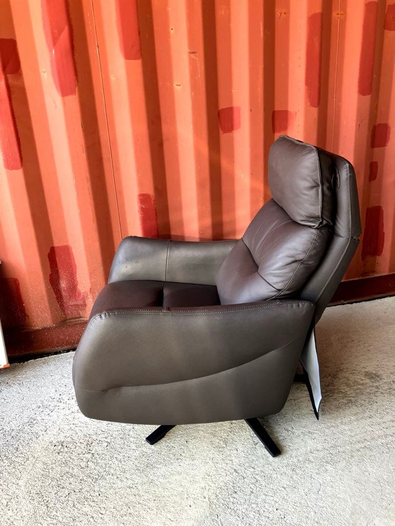 ほぼ未使用　ニトリ　電動リクライニングパーソナルチェアー