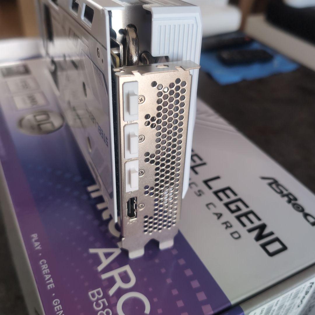 グラフィックボード・グラボ・ビデオカード Asrock Intel Arc B580 12GB STEEL LEGEND