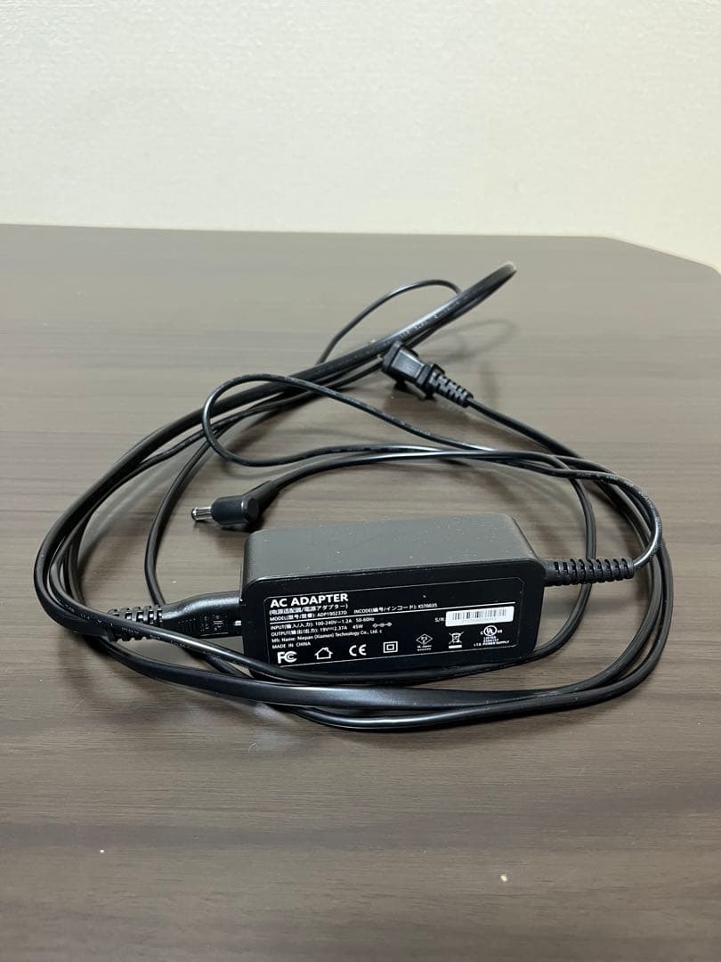 【高速起動SSD & Webカメラ搭載】富士通ノートパソコン　充電器付き