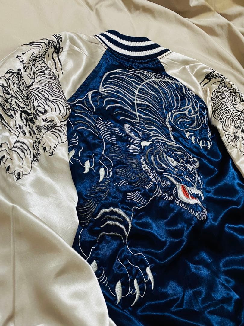日本 限定　虎 STUDIO HIRO サテン スカジャン unisex