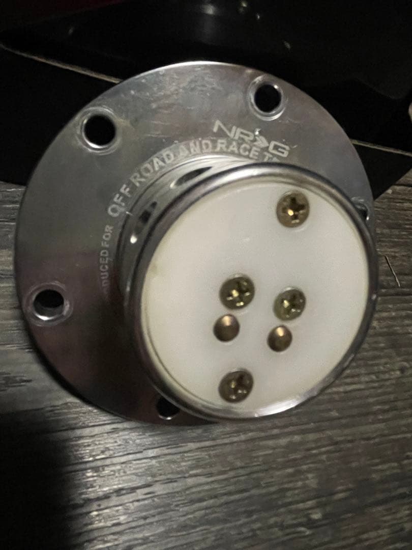 NRG Innovations ステアリングハブ 黒×シルバー