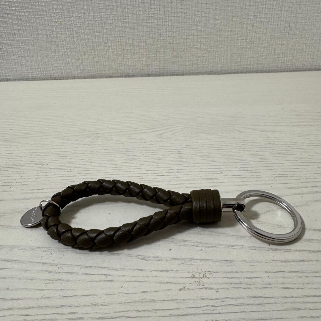 【新品】BOTTEGA VENETA　ボッテガヴェネタ　キーリング　カーキ