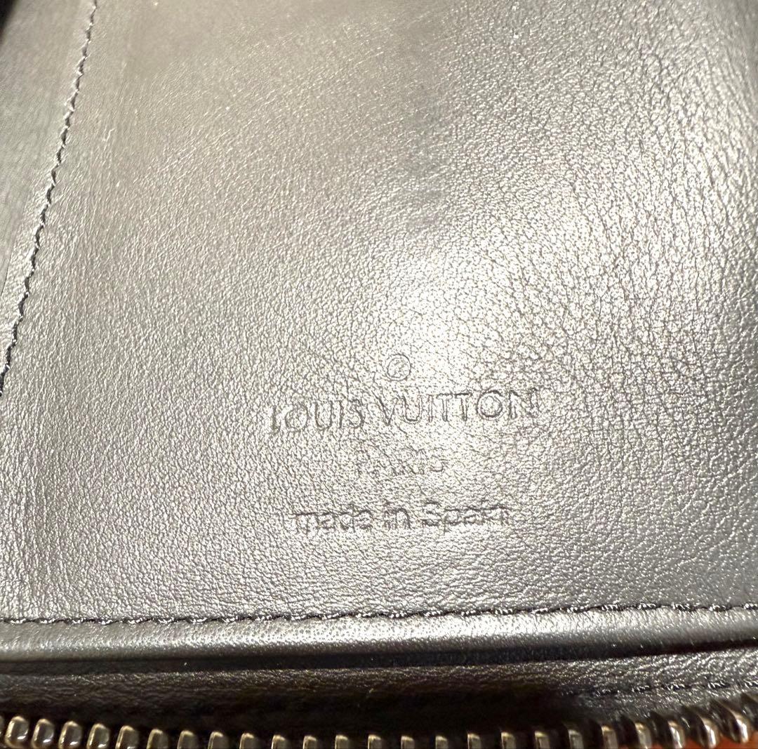 ☆☆LOUIS VUITTONルイ・ヴィトン ジッピーウォレットヴェルティカル☆