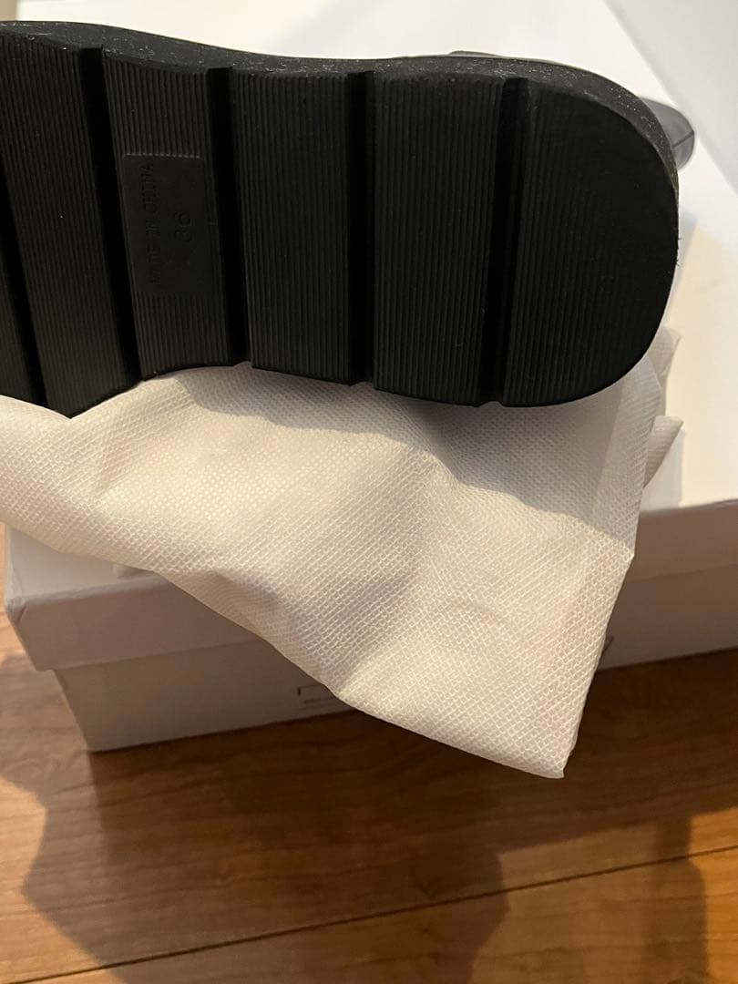 新品同様　BEARDSLEY レザー ミドルブーツブラック　36