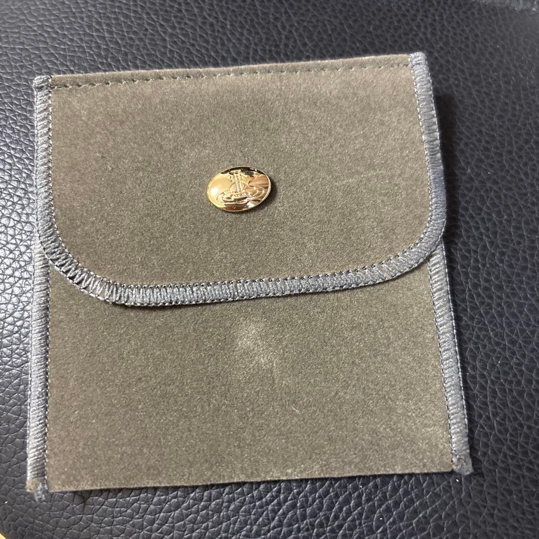 Vivienne Westwood クリスタルブローチ