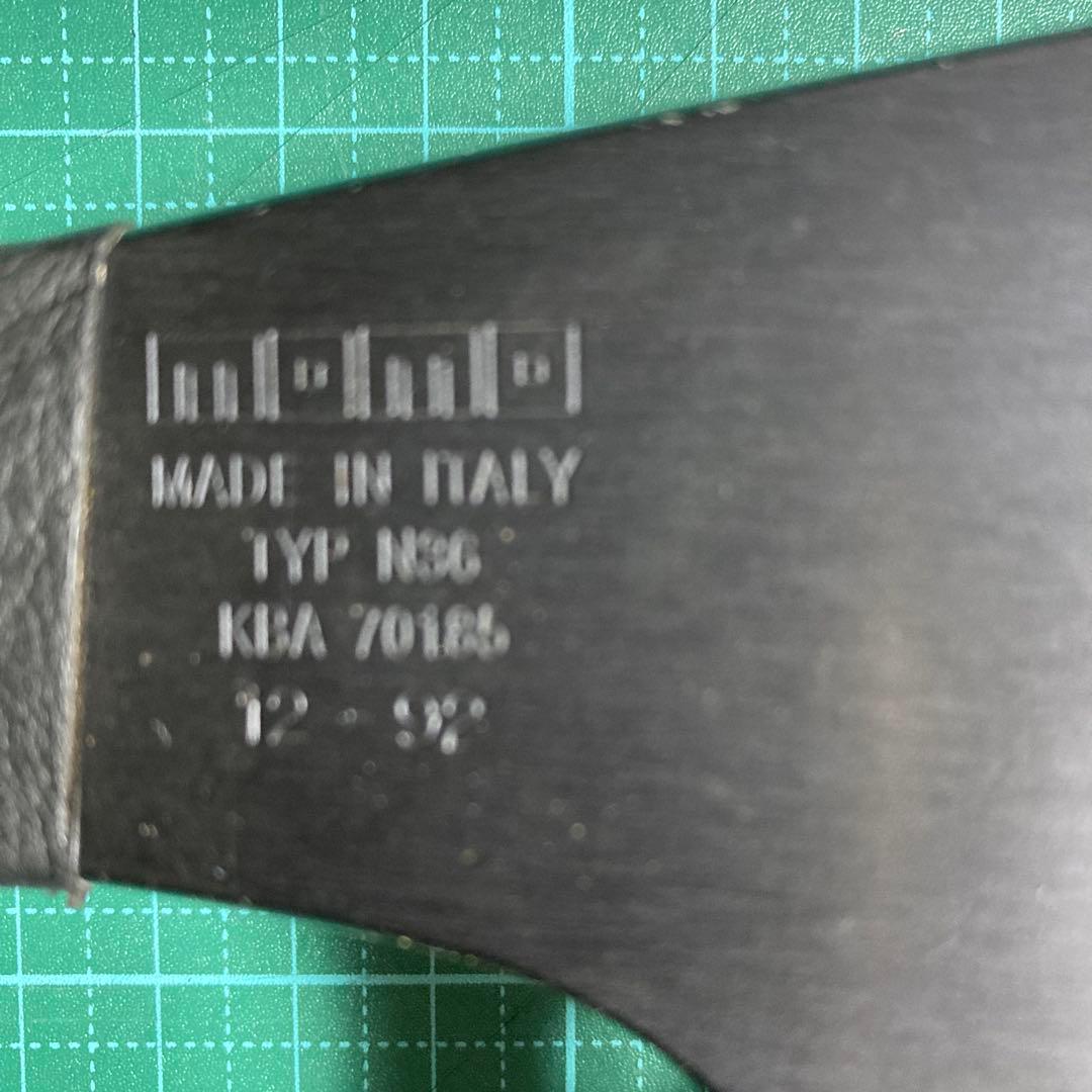 momo スポーツステアリング 黒 6穴