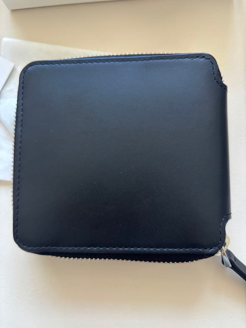 アニエスベー　ルーヴル美術館　羊飼いのいる風景　ウォレット