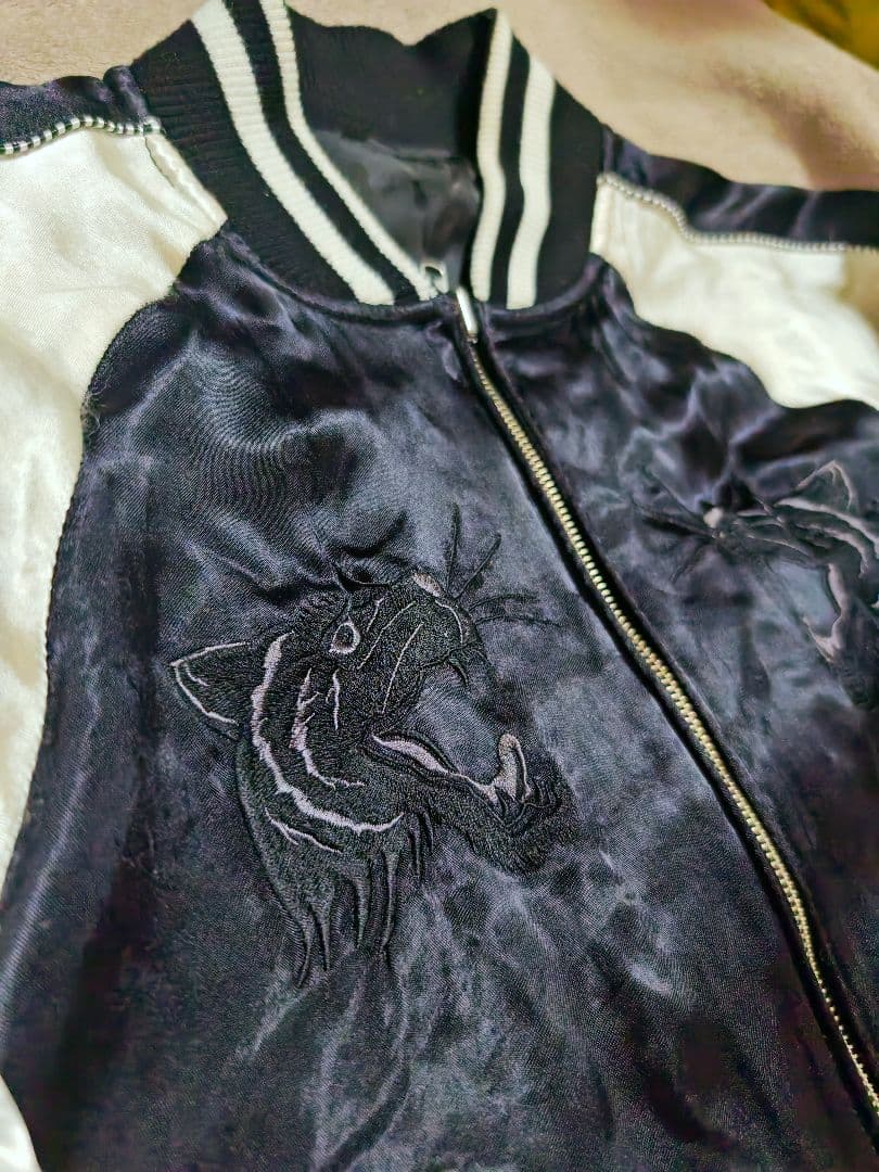 絡繰魂 2面用 日本限定 スカジャンとMA−1 レーヨン unisex　サテン