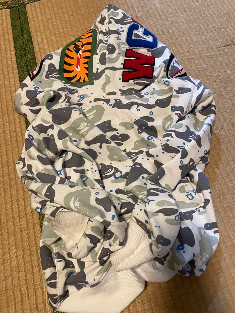 エイプ シャークパーカー