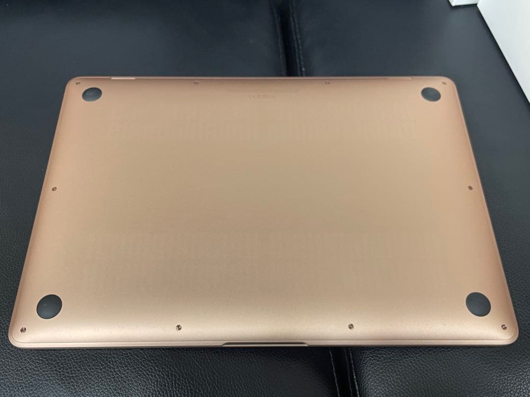 充電47回のみ Macbook Air 13インチ 256GB メモリ16GB