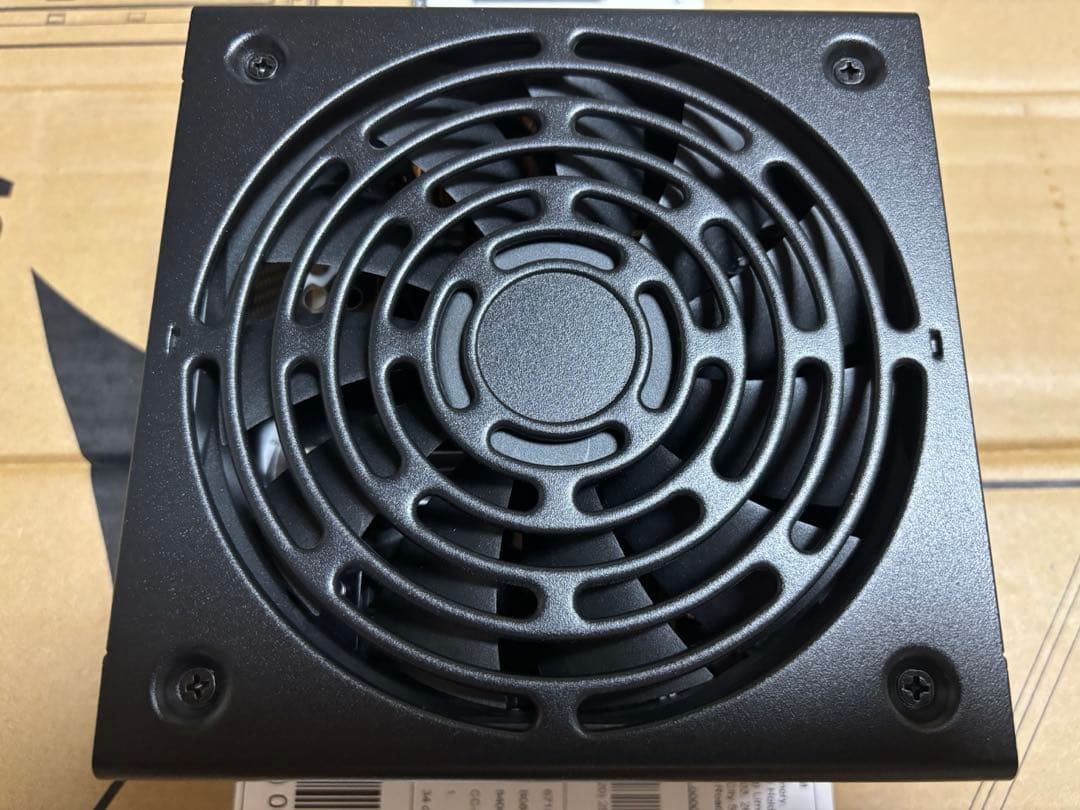 玄人志向 KRPW-GA850W/90+ 850W電源 80PLUS GOLD