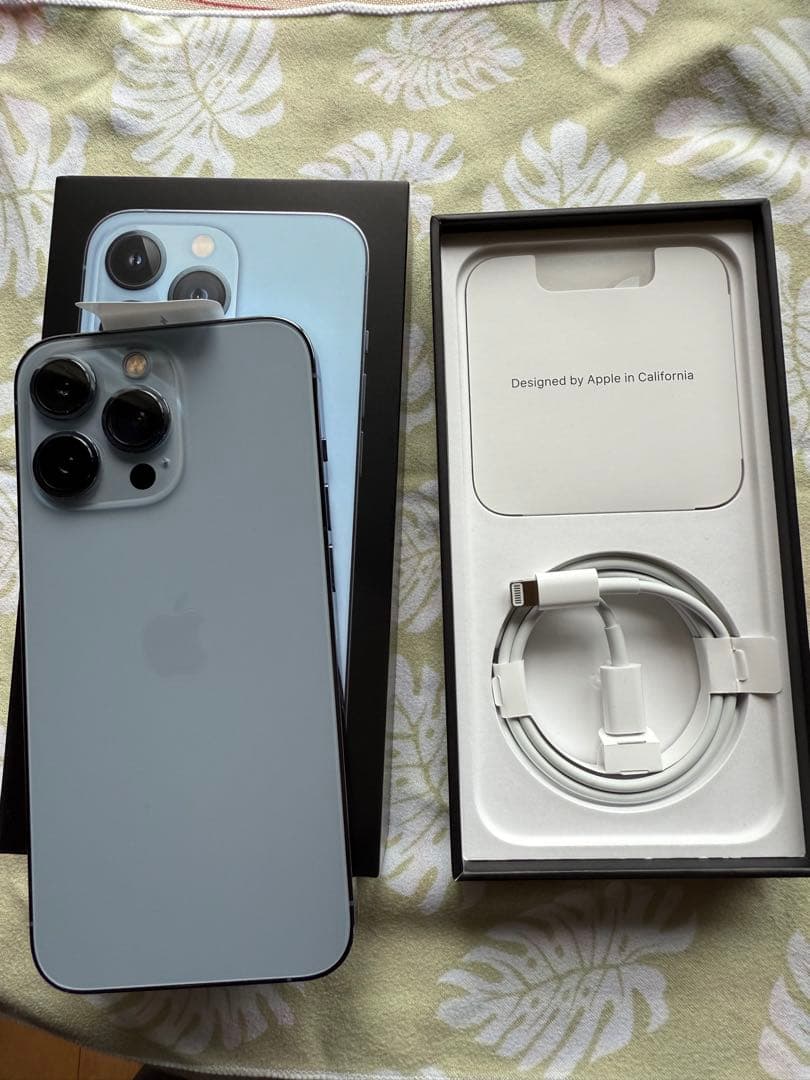 iPhone13pro SIMフリー256G