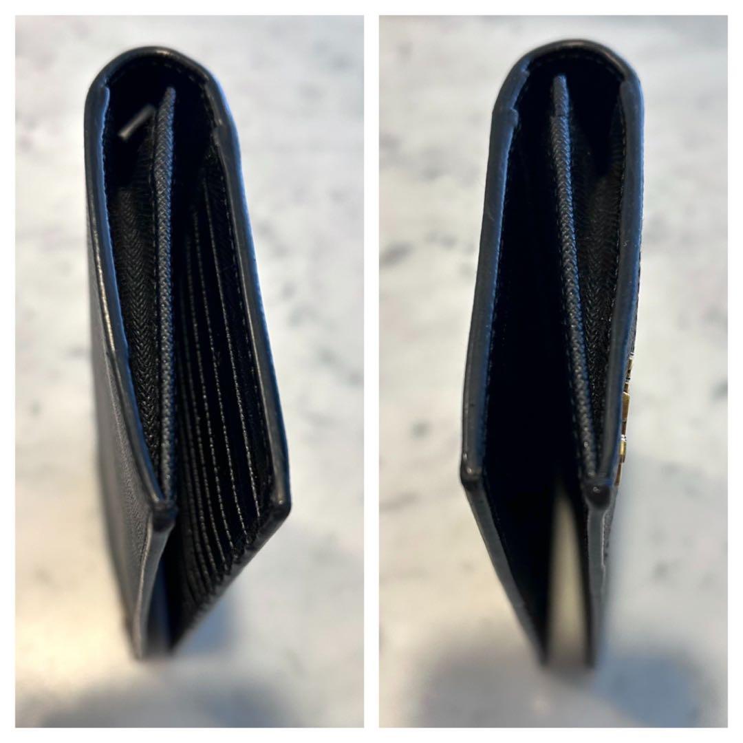 新品未使用　PRADA 　サフィアーノ　2つ折り長財布ブラック　金ロゴ