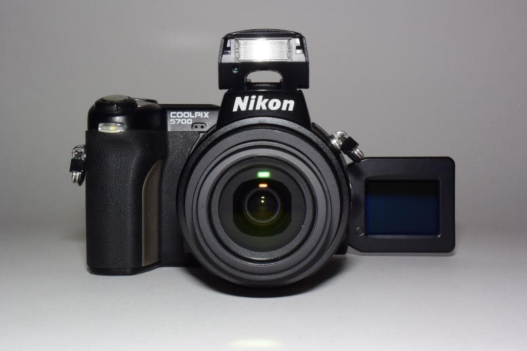 デジタルカメラ Nikon COOLPIX5700