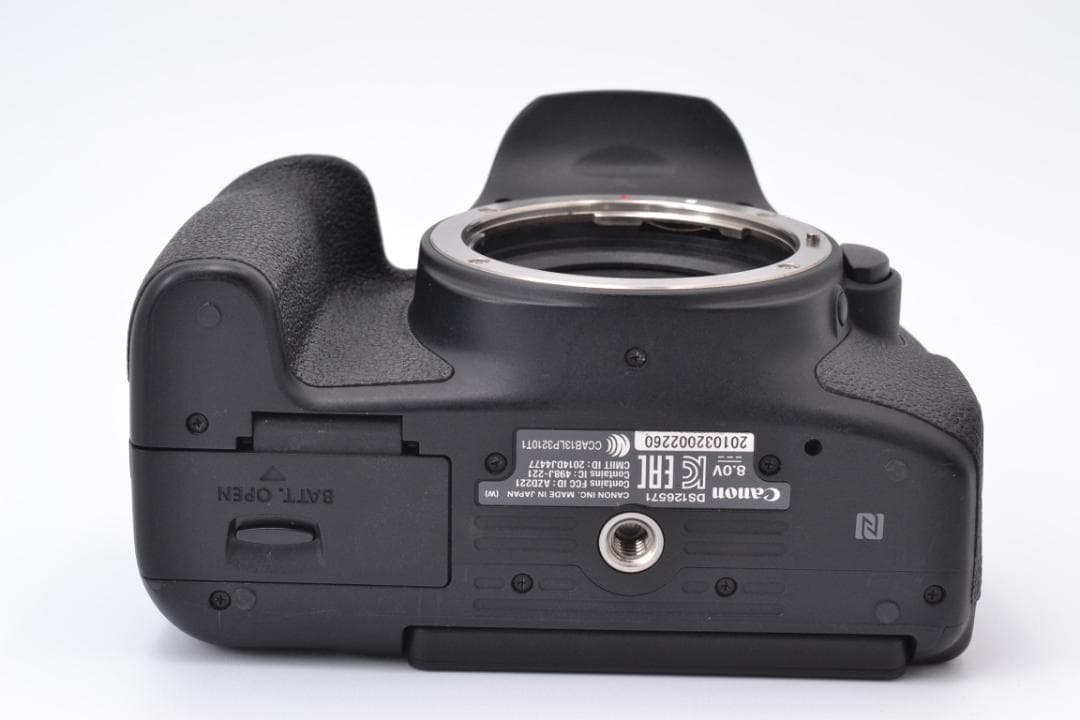 ■ 美品 ■ キャノン　Canon Kiss X8i レンズキット