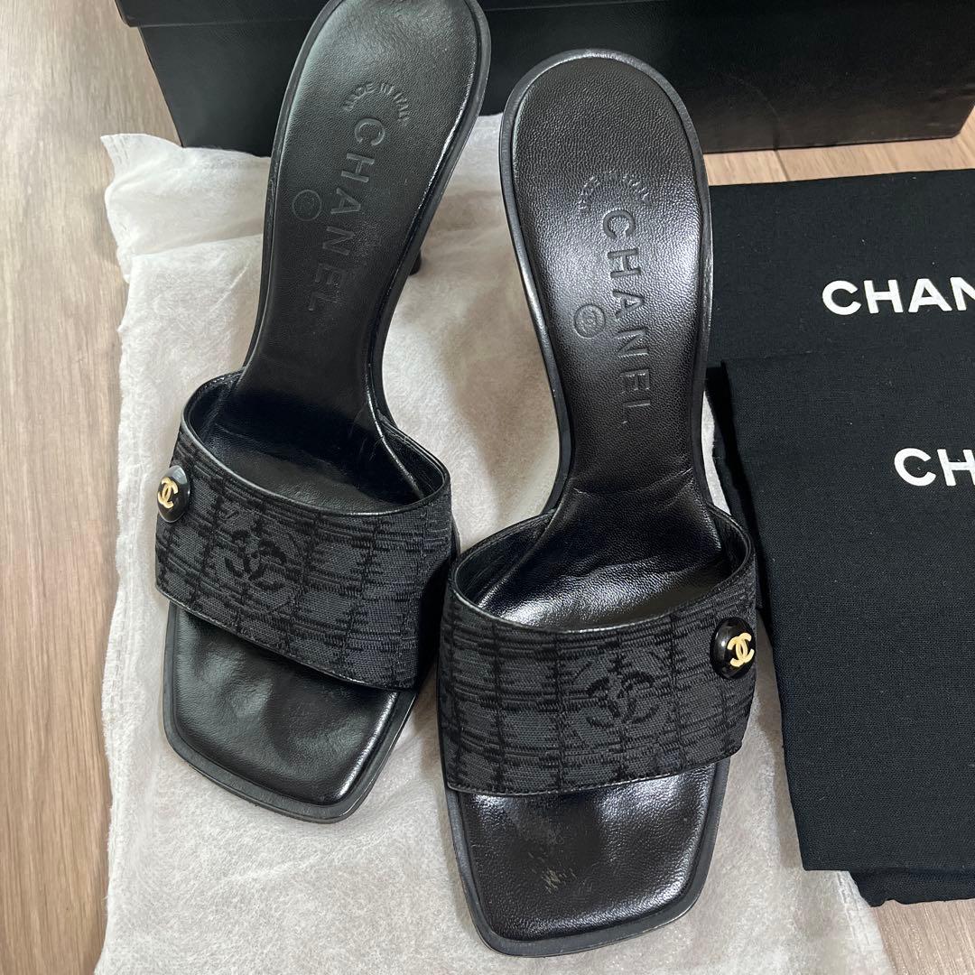 CHANEL ブラック ミュール 箱・保存袋付き