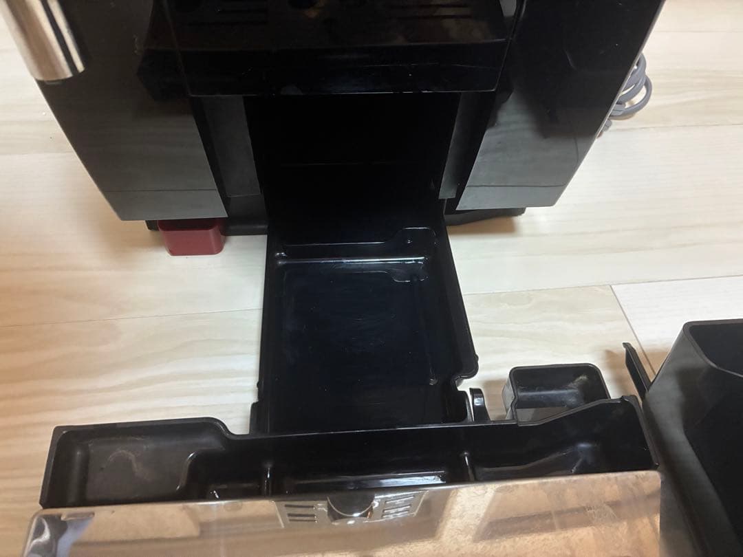 デロンギ マグニフィカS ECAM23120 エスプレッソマシン