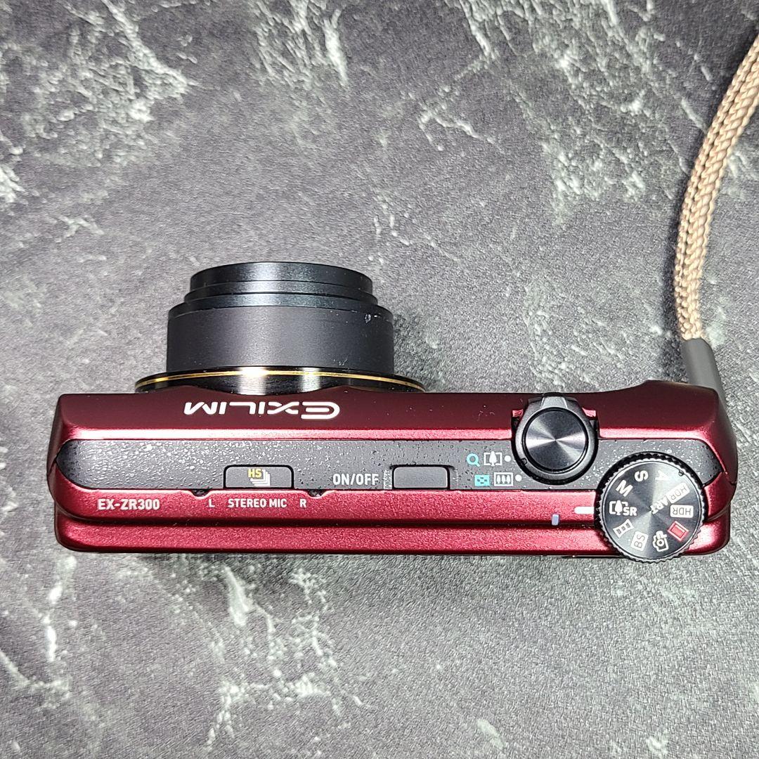 【CASIO】カシオ EXILIM EX-ZR300　1610万画素　レッド