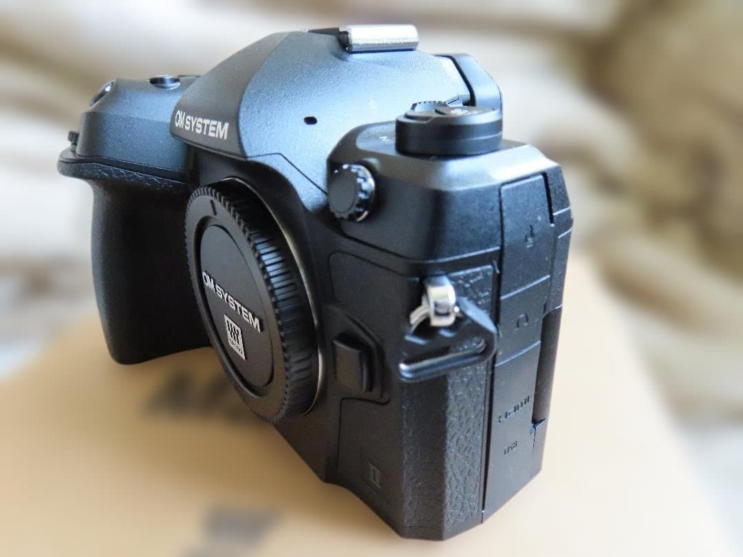 OM SYSTEM OM-1 Mark II ボディ　ショット数50回