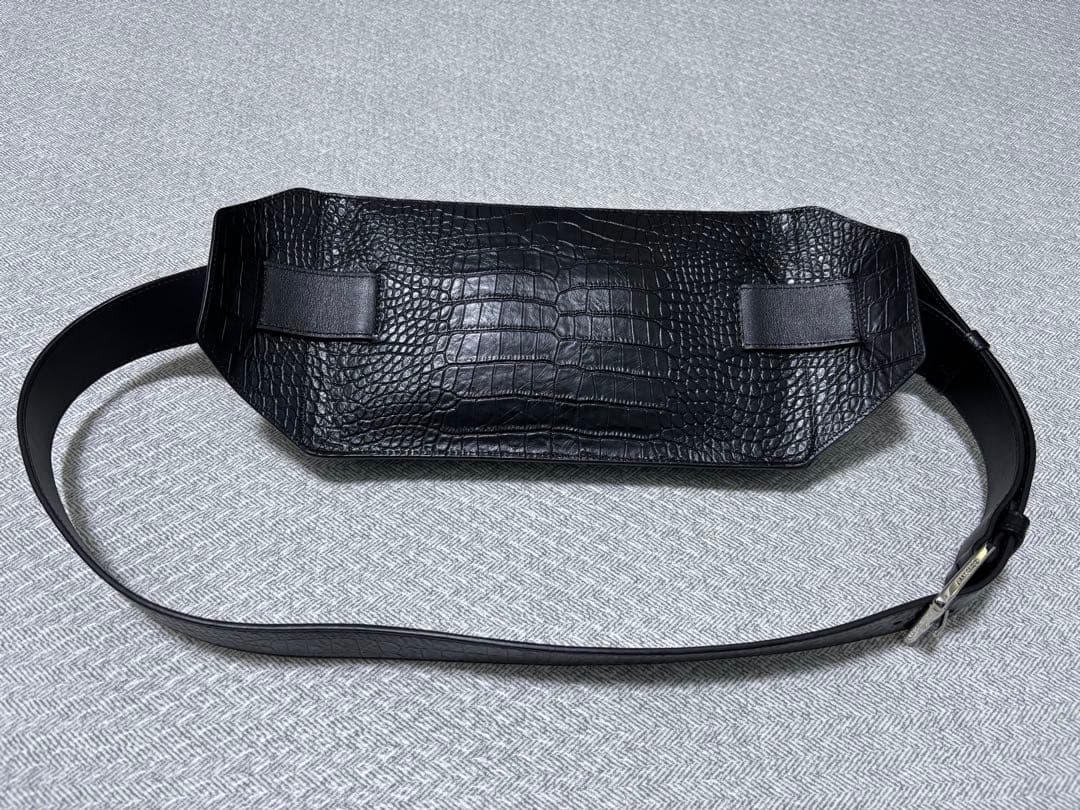 JIMMY CHOO ブラック ボディバッグ