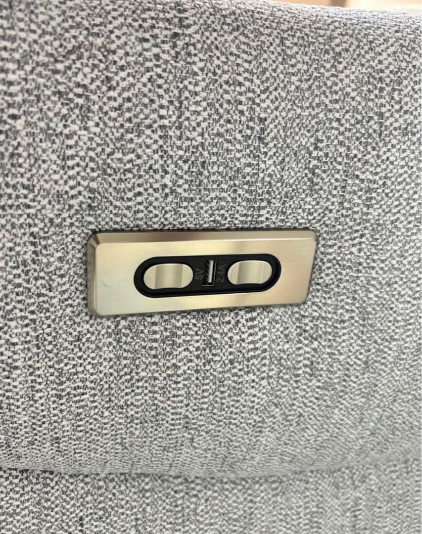 ニトリ 2モーター　電動リクライニングチェア　布張り　グレー