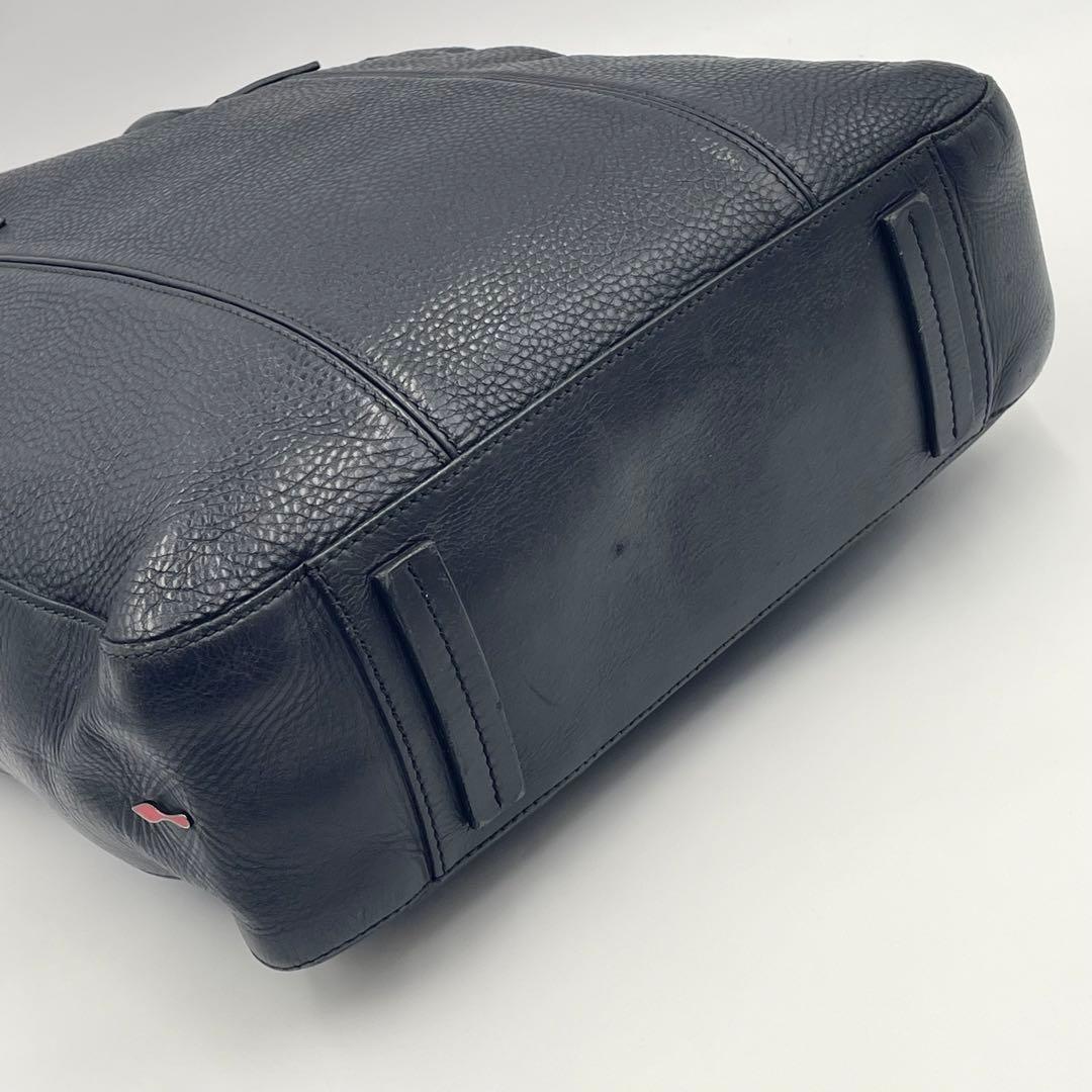 クリスチャンルブタン レザー トートバッグ 2way ショルダー ブラック大容量