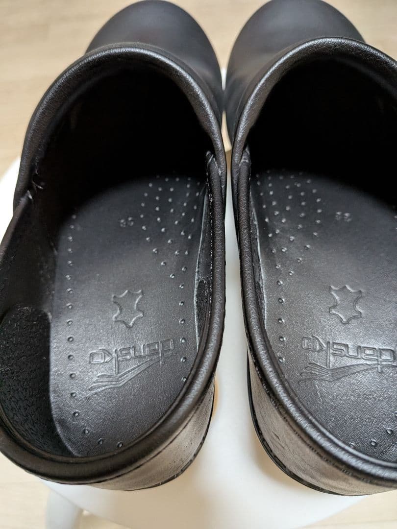 超超超.美品　dansko 　ダンスコ　ブラック 　38