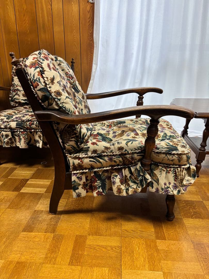 飛騨家具　穂高　木製アームチェア 花柄カバー付き　1脚　中古