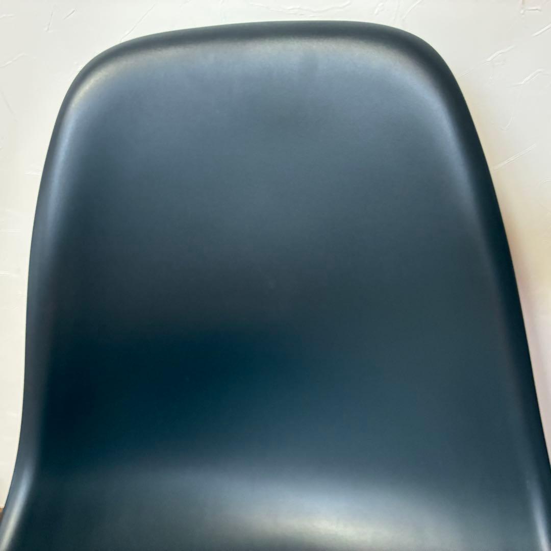 ハーマンミラー イームズ DSR プラスチックチェア