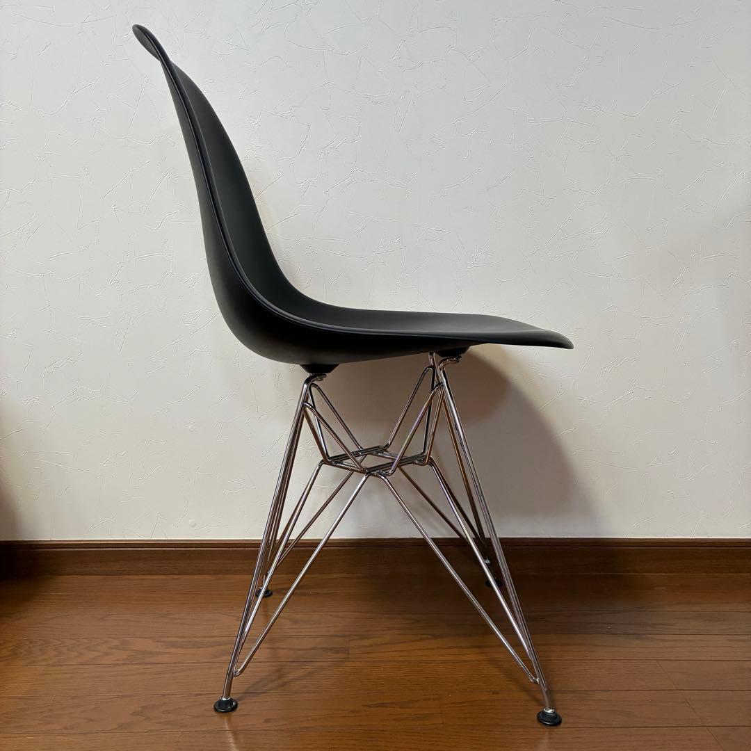ハーマンミラー イームズ DSR プラスチックチェア
