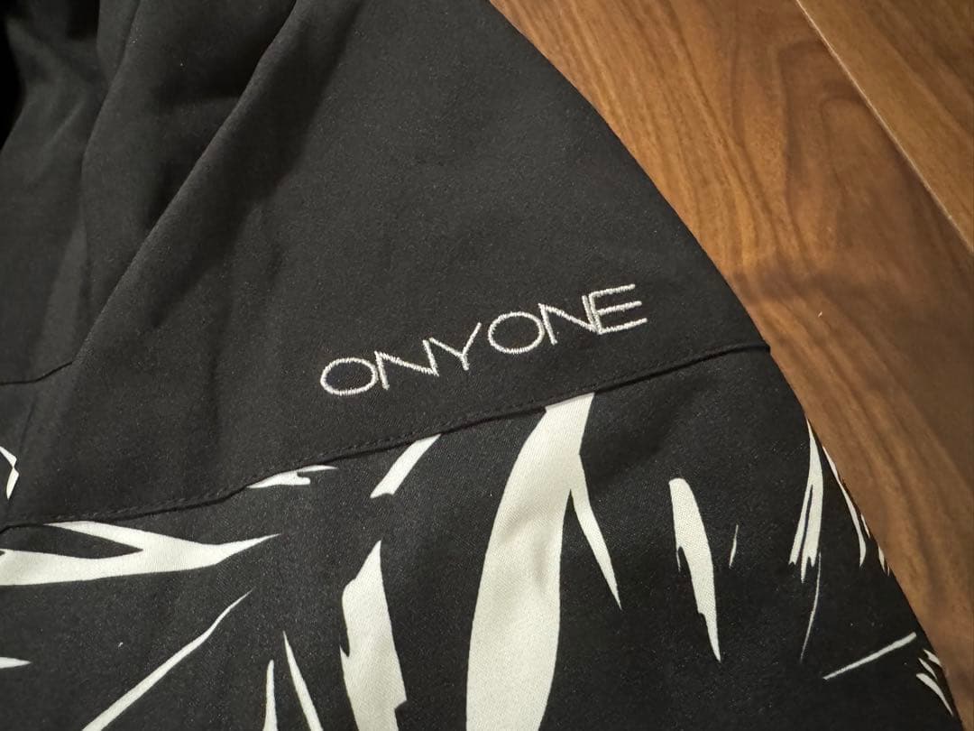 スキーウェア レディース Lサイズ 上下セット ONYONE