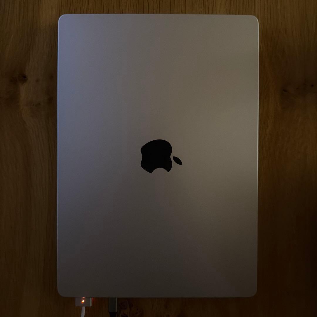 MacBook Pro M4 （2024年モデル） 極美品&ジャンク