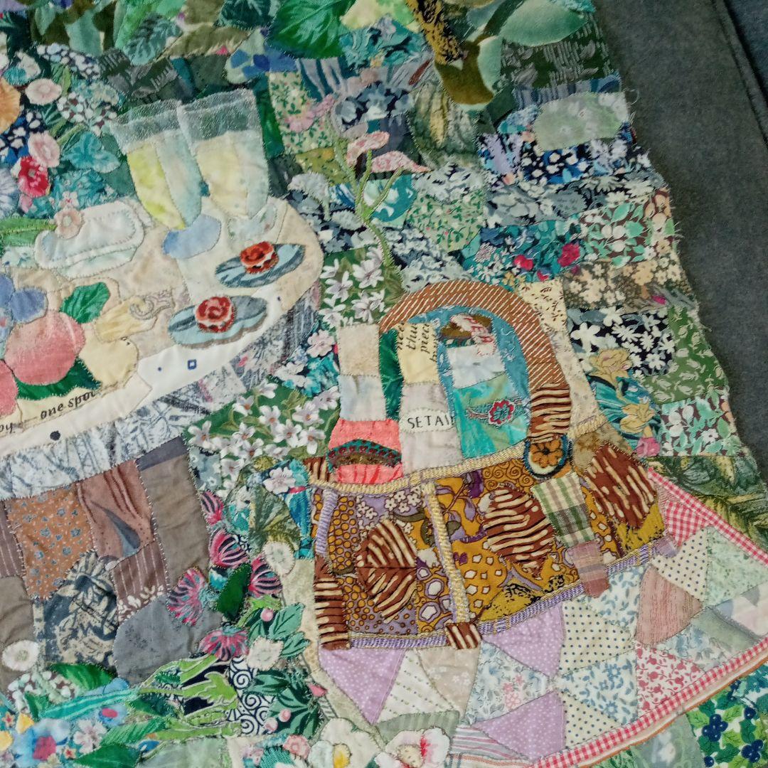 花と果物のパッチワークタペストリー