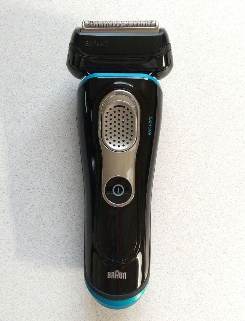 動作⭕️ブラウンシリーズ9 電気シェーバー 9242s お風呂剃り可