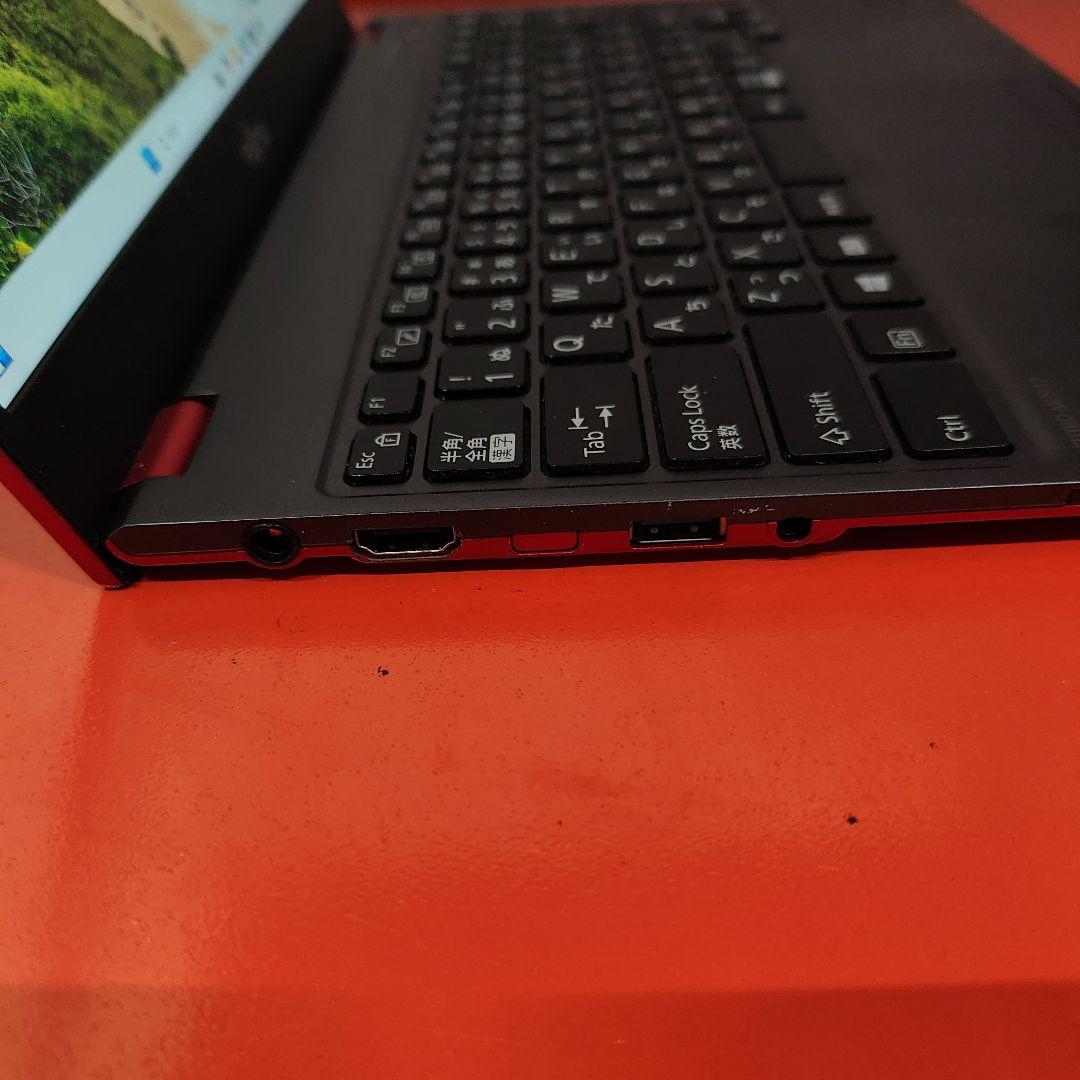 富士通 ノートパソコン Windows11　オフィス付き　爆速SSD搭載