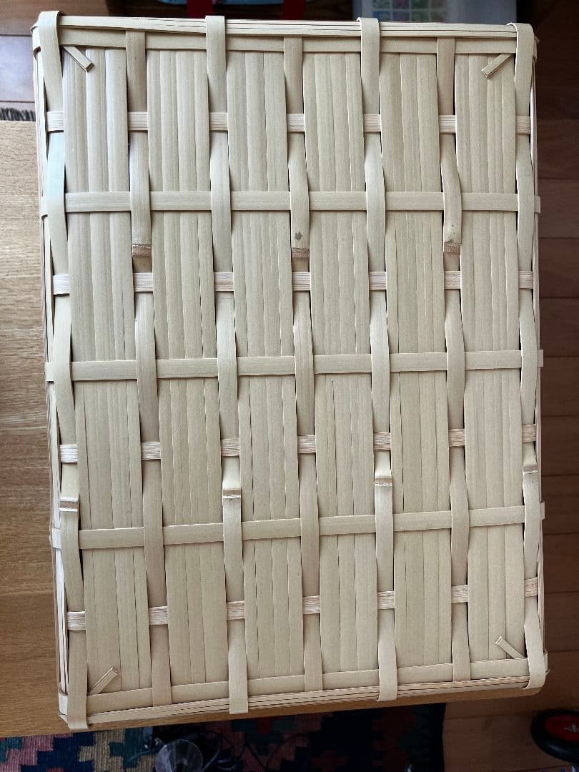 福田真理子さんの蓋付きかご