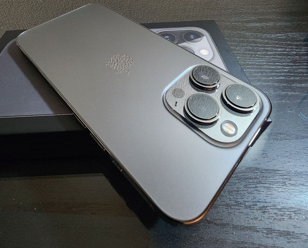 Apple iPhone 13 Pro 1テラ