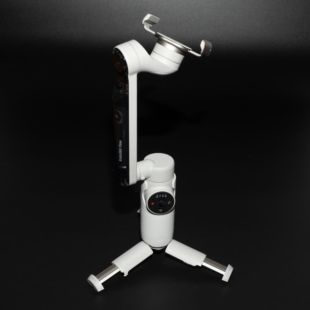 【美品】Insta360 Flow スマートフォンスタビライザー