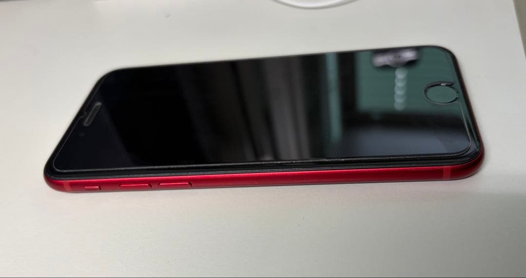 iPhone se3 128gb プロダクトレッド simフリー