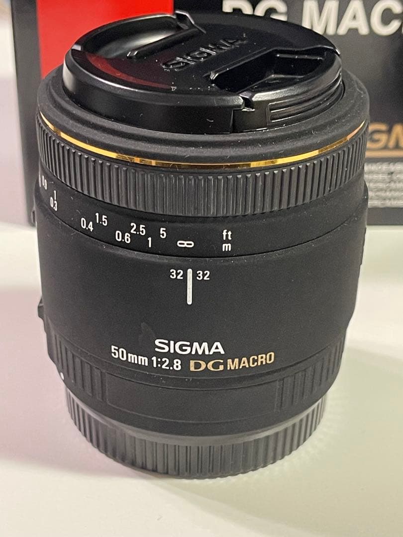 【シグマ】50mm F2.8 DG MACRO レンズ［キャノンEFマウント］