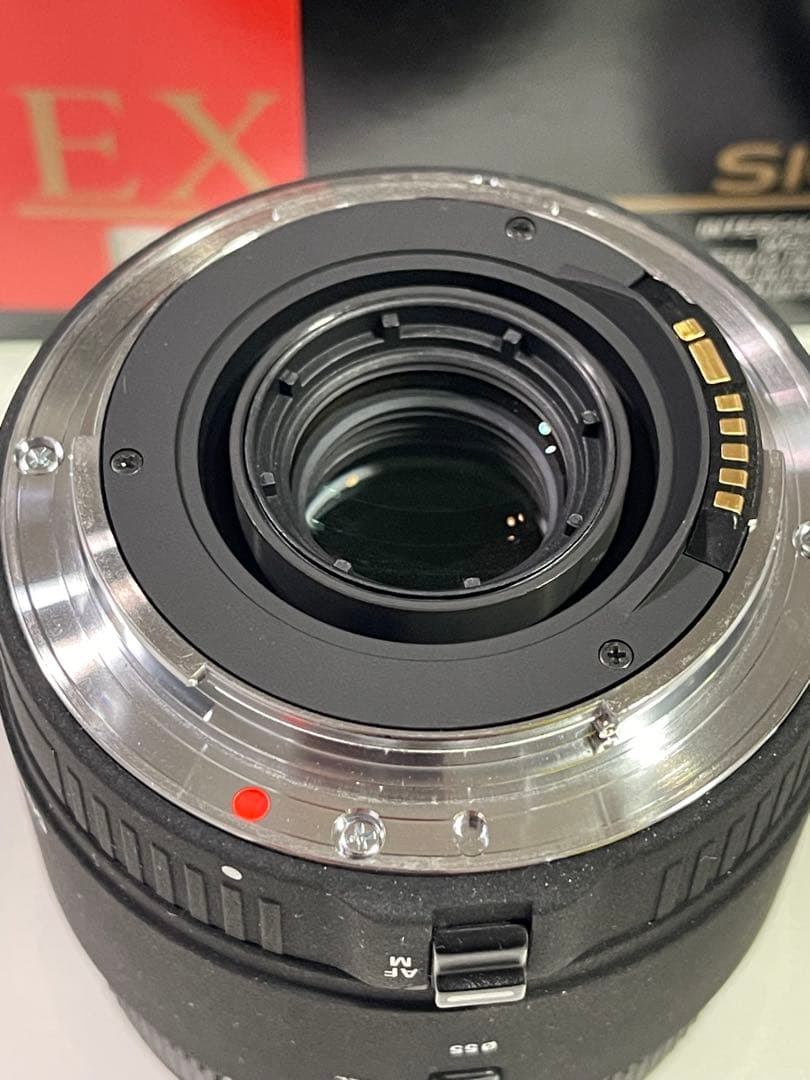 【シグマ】50mm F2.8 DG MACRO レンズ［キャノンEFマウント］