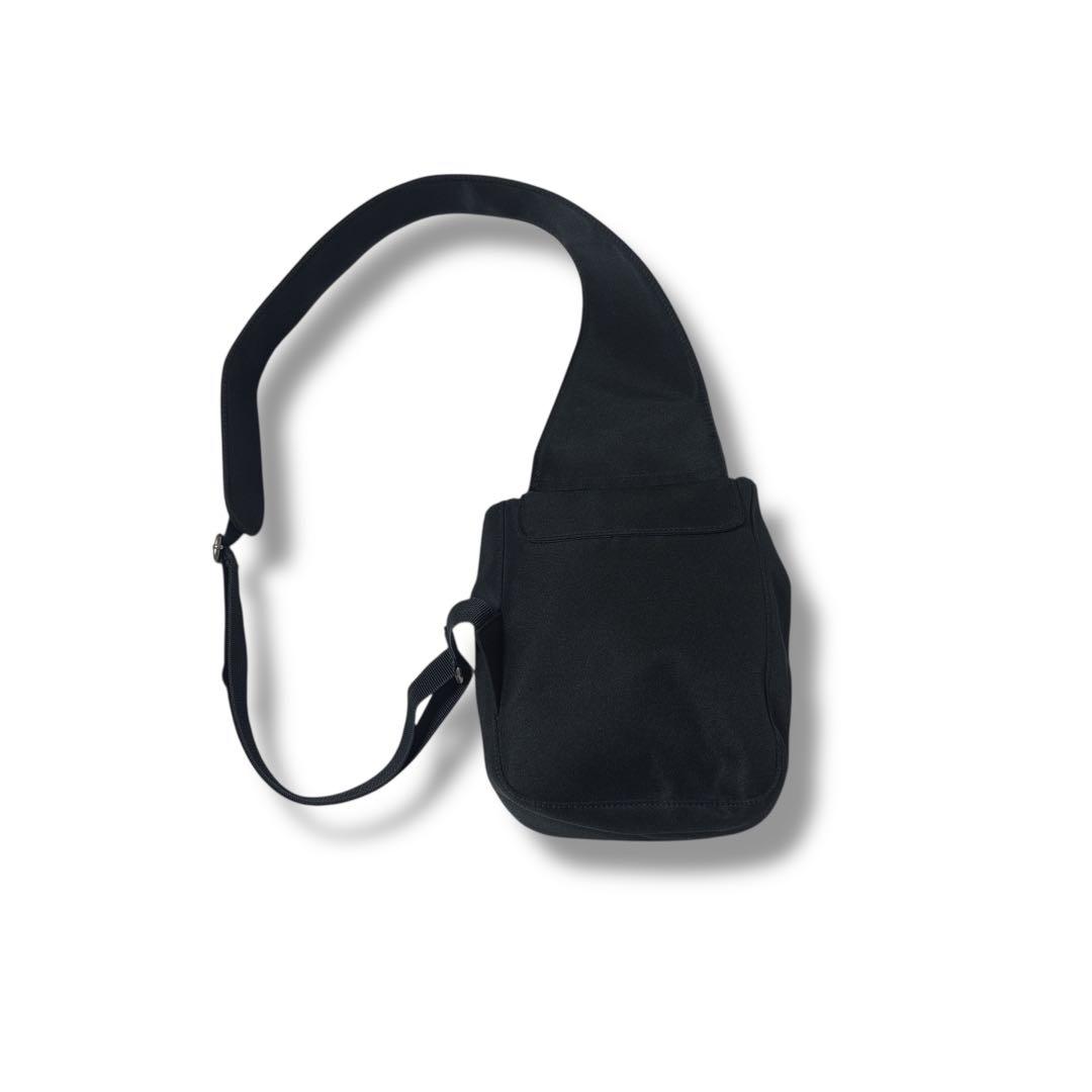 90s NIKE ワンショルダーバッグ　ブラック　ボディバッグ　スリングバック