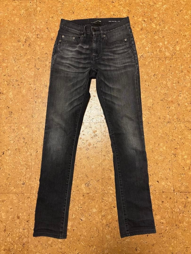 SAINT LAURENT PARIS スキニーデニム　ウォッシュ加工