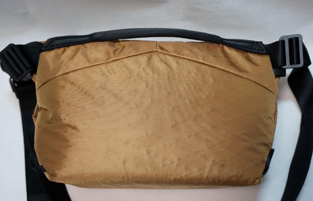 Peak Design エブリデイ スリング 3L コヨーテ