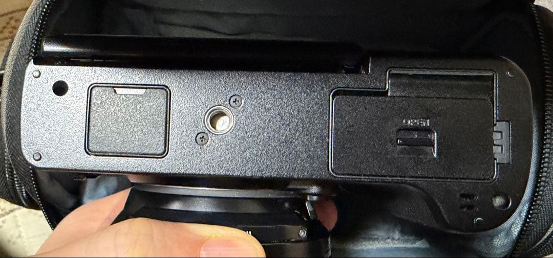 FUJIFILM X-T3 一眼レフ XF16-80mmF4レンズ　フジフィルム