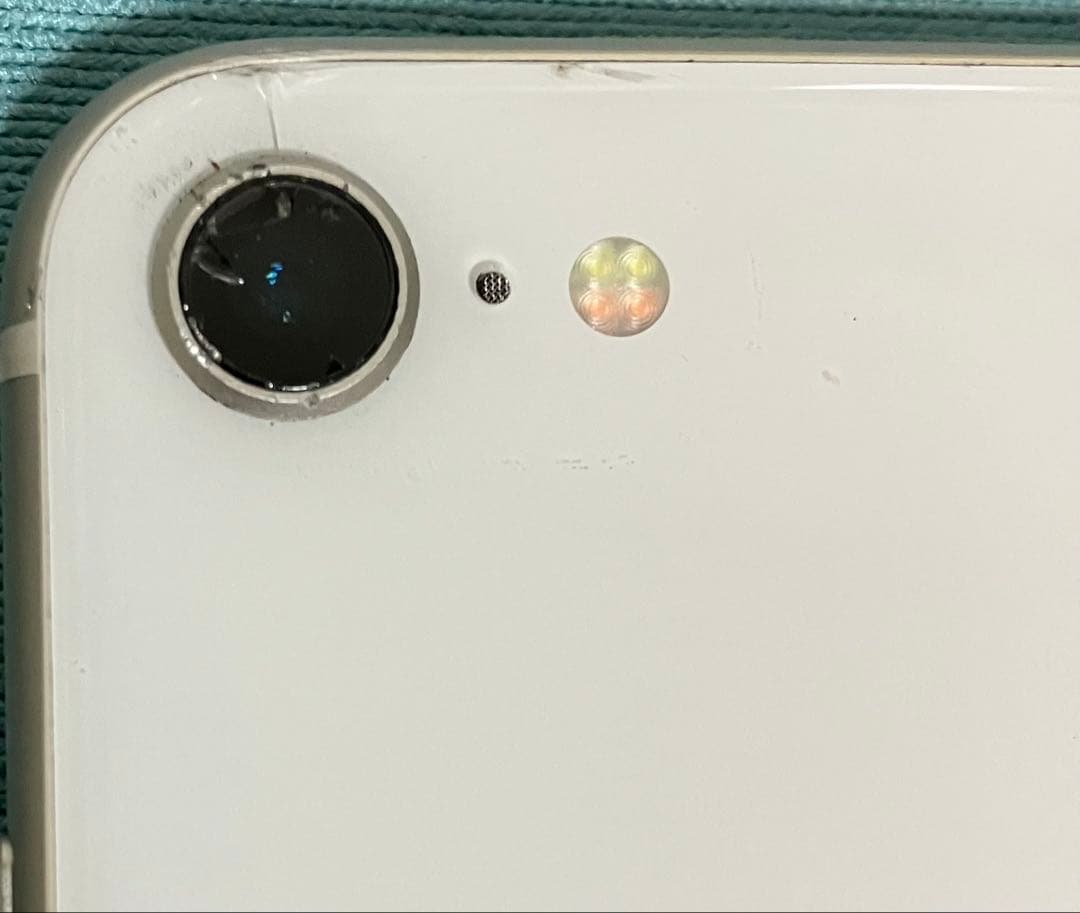 iPhone SE3 64GB スターライト