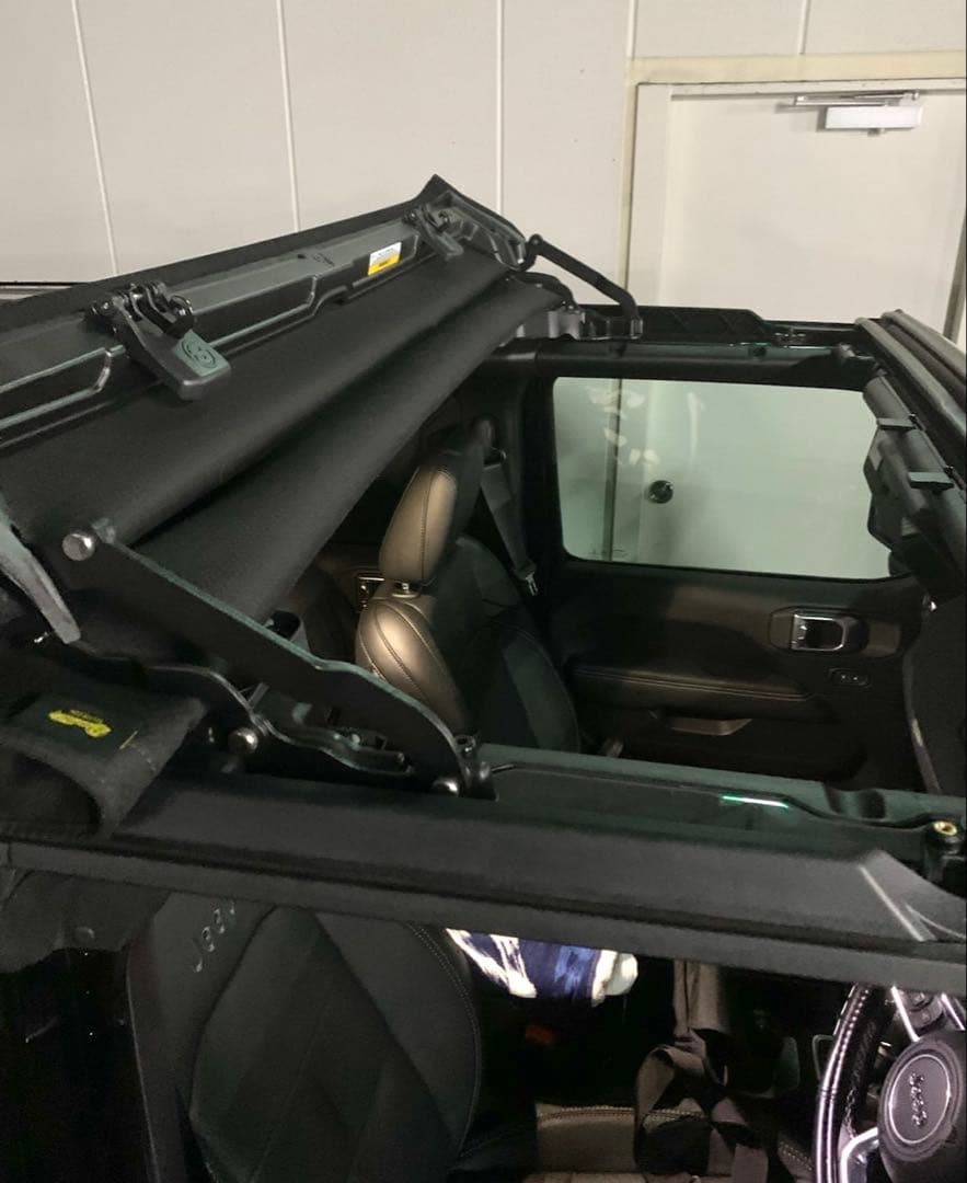 ★値下げ★JLラングラー　BESTOPサンライダー