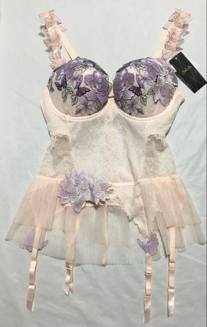 新品　ワコール　サルート 83G スリーインワン E75 40周年限定