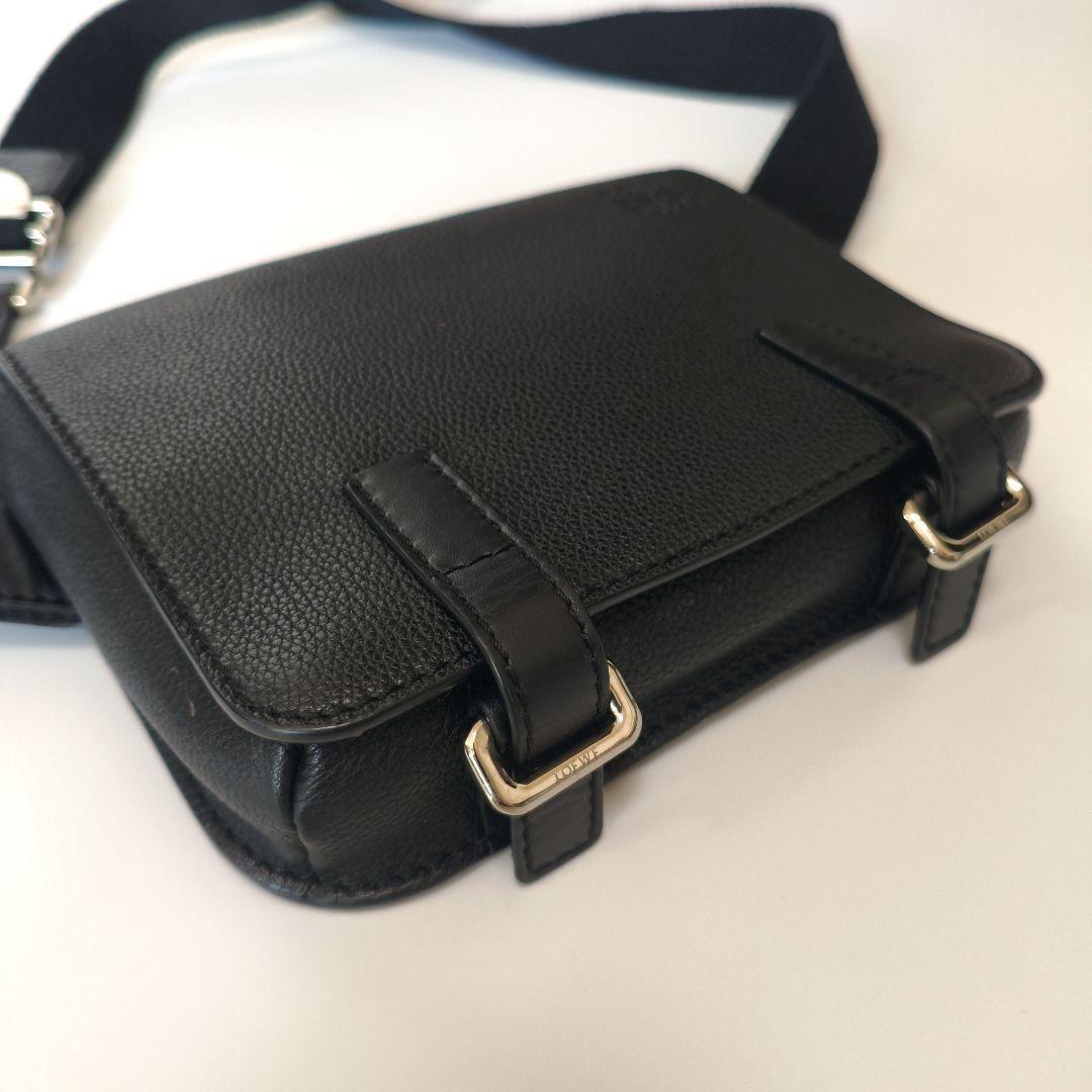 【seiandh】 ロエベ アナグラム　ミリタリーバムバッグ　ボディバッグ